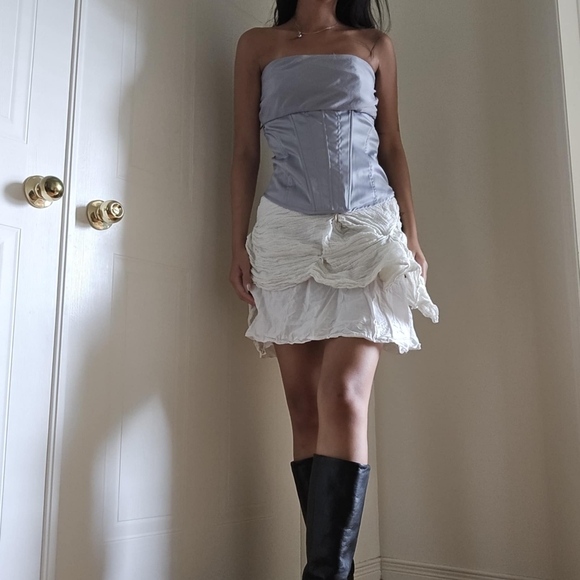 Satin corset - Picture 2 of 4